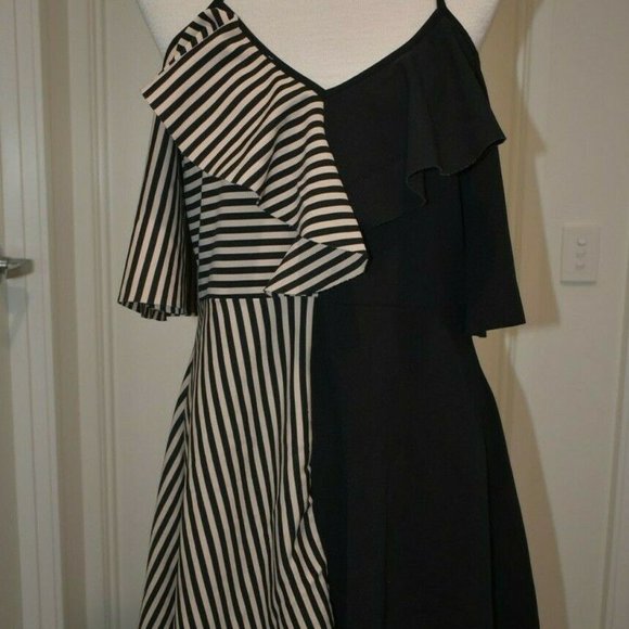 Boohoo Dresses & Skirts - Woman Dress Black Coffee Clr Cold Shoulder Boohoo Sz 18Au Stripe NNT Sho…